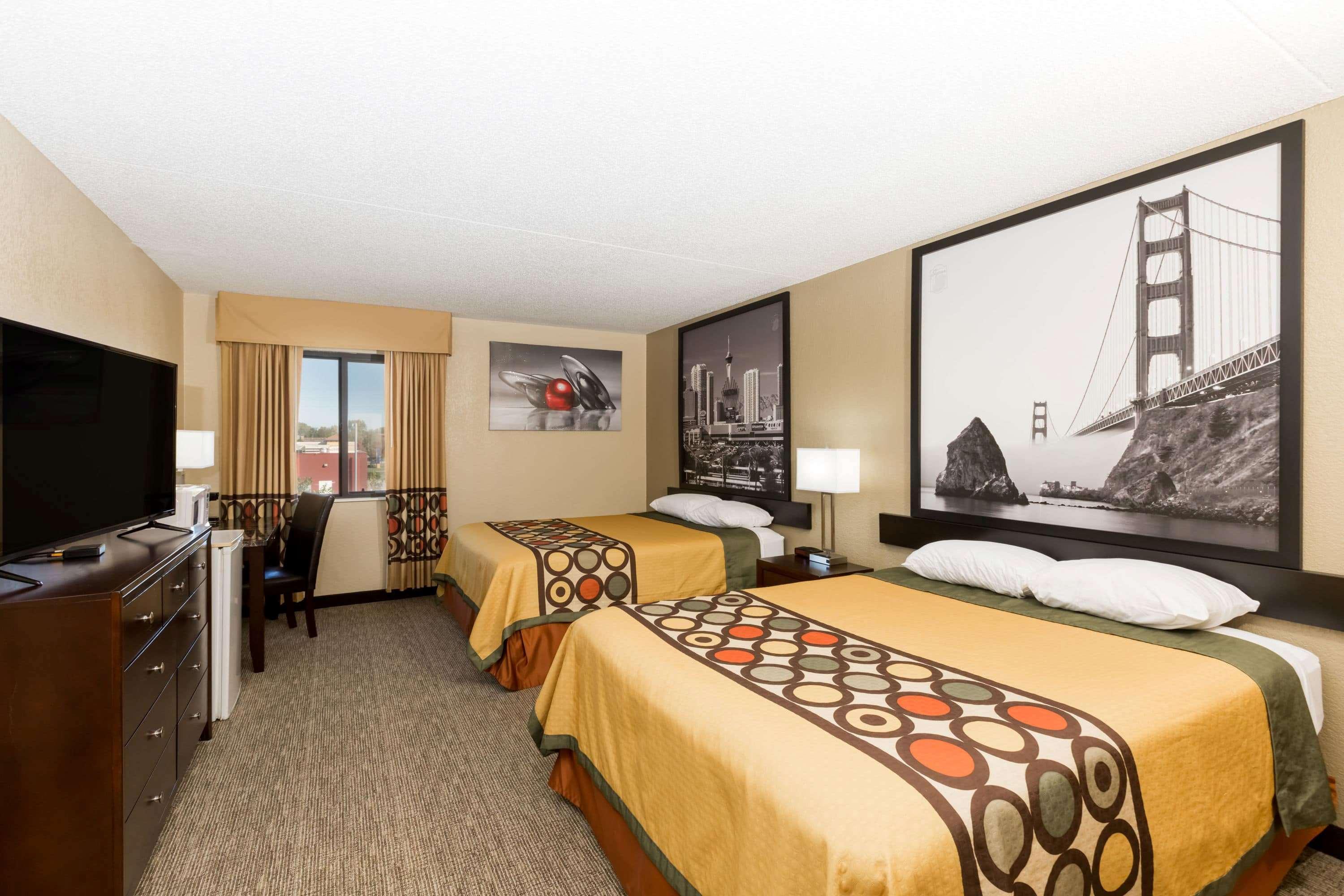 Hotel Super 8 By Wyndham Wichita North Esterno foto